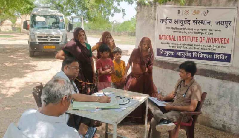 छपावदा आयुर्वेद शिविर में 163 मरीजों को मिला उपचार