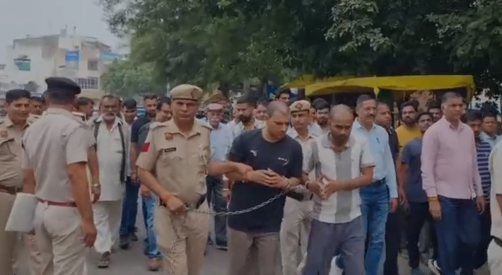 रेवाड़ी में रंगदारी कांड के चार आरोपी गिरफ्तार, शहर में निकाली गई शिनाख्त परेड