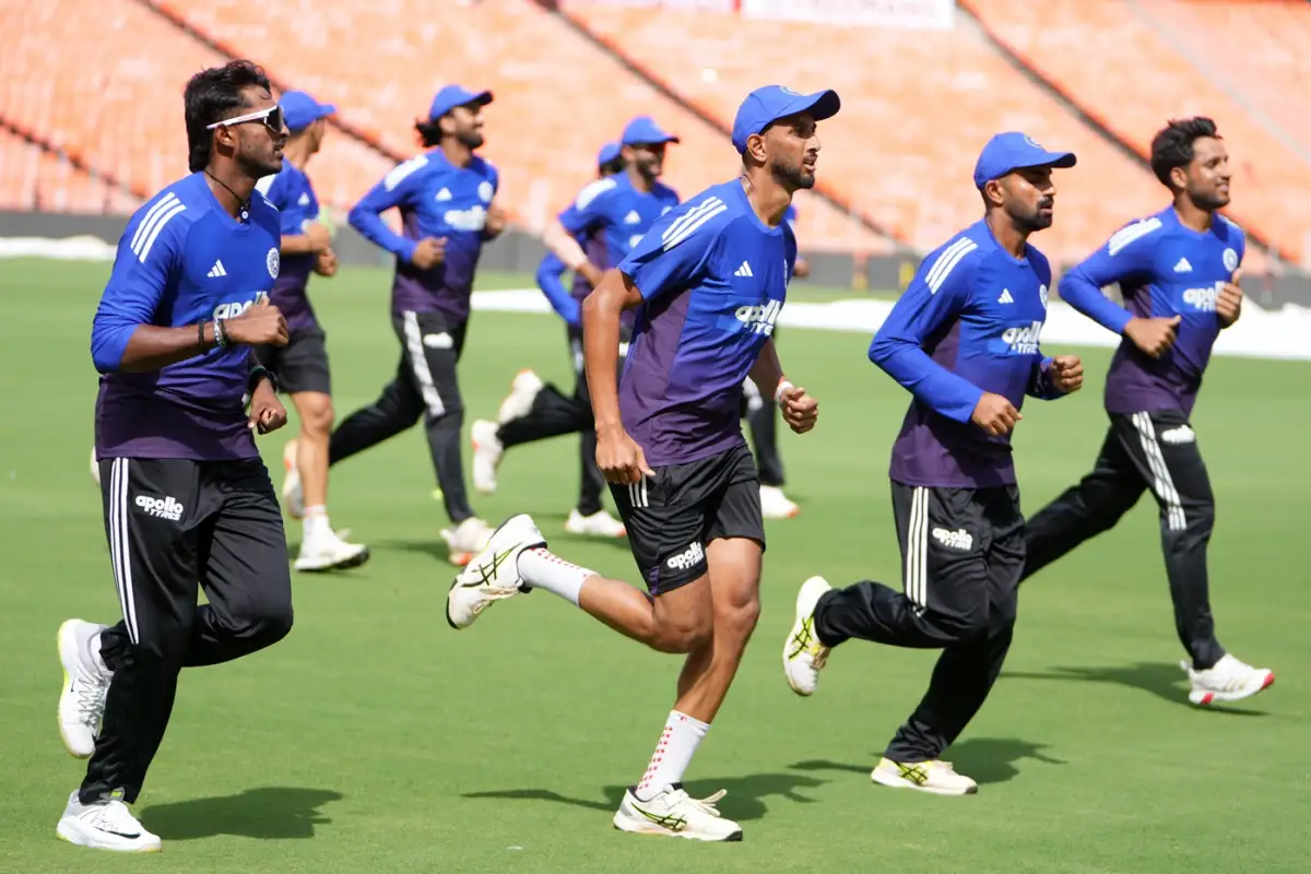 IND vs AUS 1st T20: कुलदीप-हर्षित को मौका, वरुण-रेड्डी बाहर! जानें भारत की संभावित प्लेइंग 11