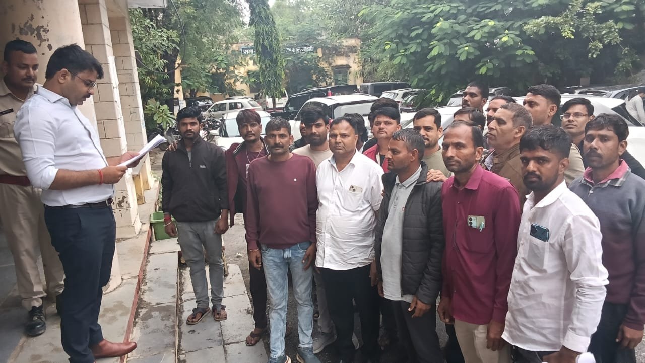 मावली में पटेल फॉस्फोकेम फर्टिलाइजर्स इंडस्ट्रीज से बढ़ा प्रदूषण संकट, ग्रामीणों ने बंद करने की मांग की