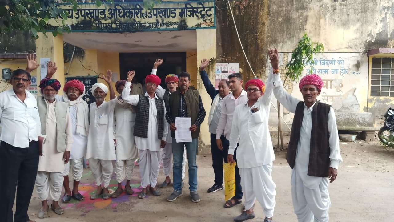 पीपलू में किसानों का आंशिक धरना — मुआवजा, फसल बीमा और काजवे निर्माण की उठी मांग