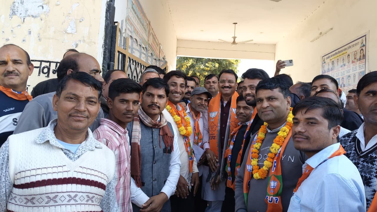 Deputy CM Premchand Bairwa Welcome: पचेवर में डिप्टी सीएम प्रेमचंद बैरवा का भव्य स्वागत, बस संचालन की समस्या पर मिला आश्वासन