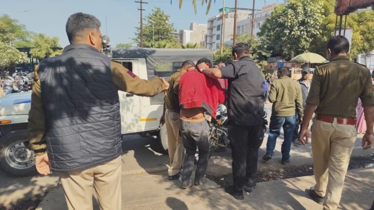 Pickpocket Arrest at Kota Medical College