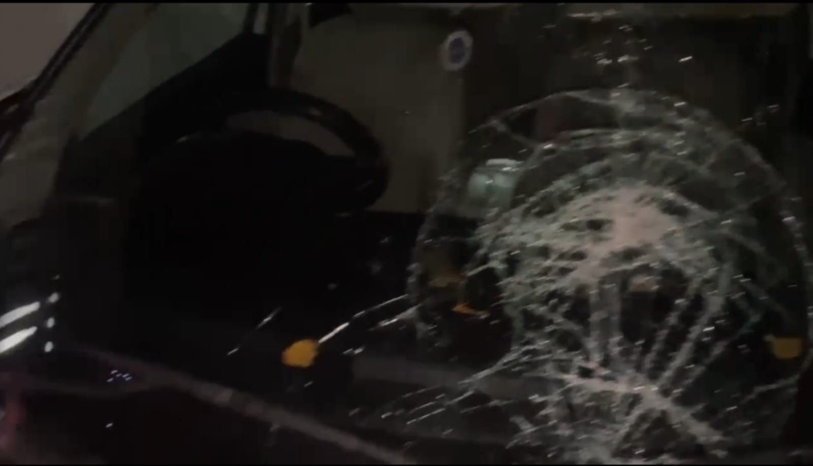 कोटा गुमानपुरा कार शीशा तोड़ घटना: छावनी रामचंद्रपुरा में रात के 11 बजे पत्थर फेंककर कार को किया क्षतिग्रस्त