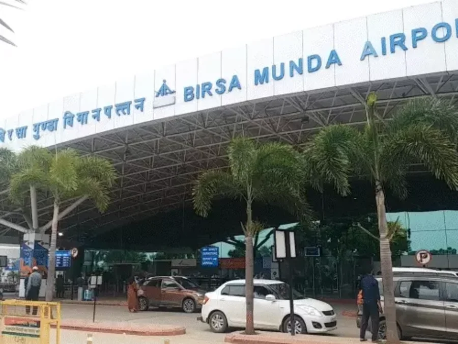 रांची इंडिगो फ्लाइट हार्ड लैंडिंग: तकनीकी खराबी से विमान का पिछला हिस्सा टकराया, 56 यात्रियों में मची अफरा-तफरी