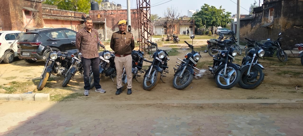 मॉडिफाइड साइलेंसर कार्रवाई: टोंक के मालपुरा में पुलिस का सख्त अभियान, 8 बुलेट मोटरसाइकिलें जब्त