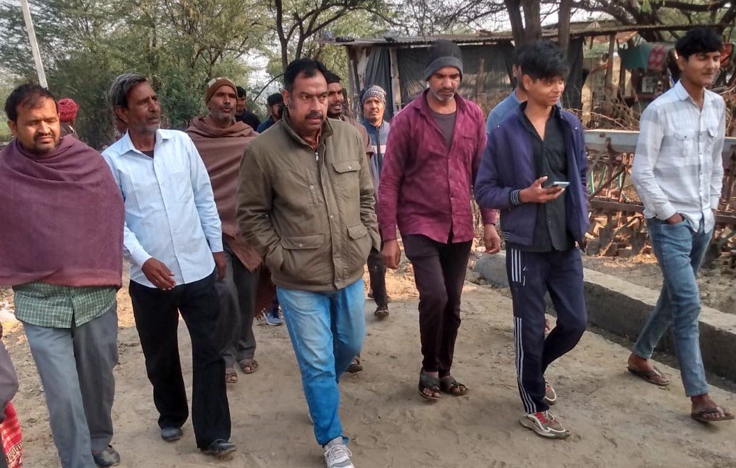 बालापुरा विकास निरीक्षण 2026: पंचायत प्रशासक हेमेन्द्र सिंह ने किया कार्यों का निरीक्षण, ग्रामीणों से सीधा संवाद