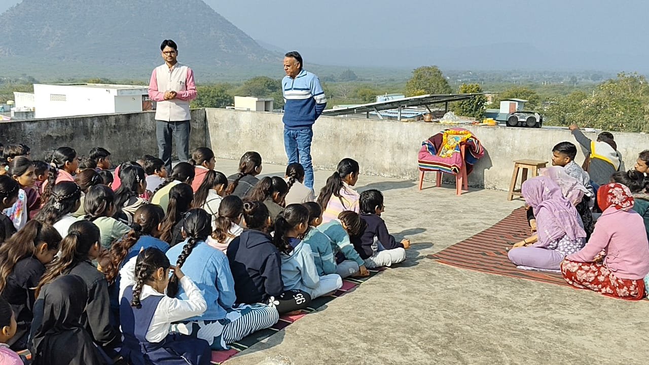 माथुर वैश्य शिक्षण संस्थान विदाई समारोह 2026: खंडार में कक्षा 12वीं के छात्रों को भावभीनी विदाई, बेहतर परिणाम का संकल्प